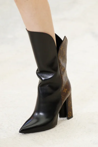 Look 95